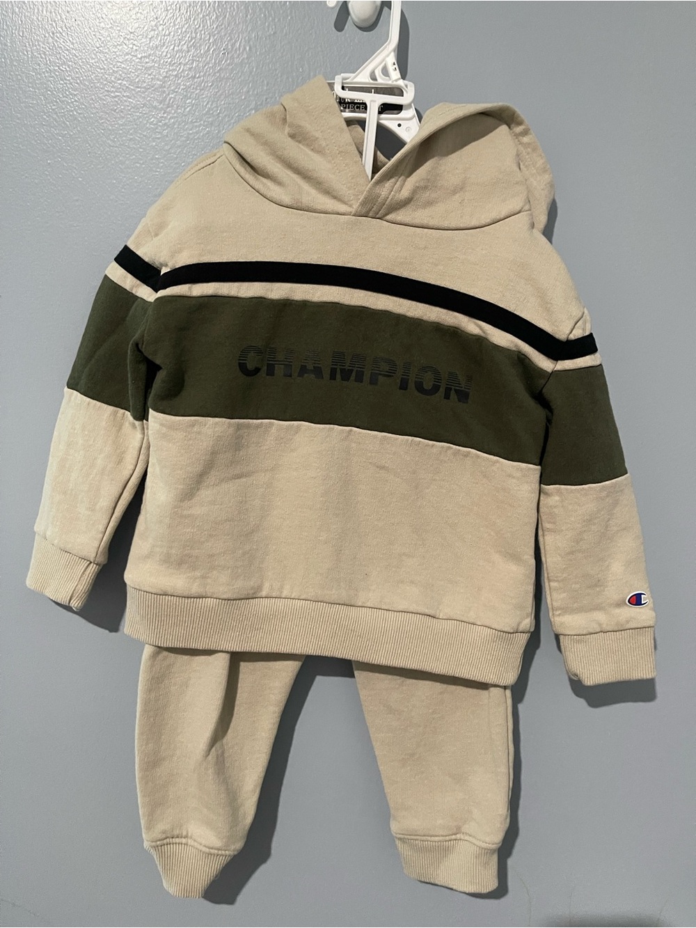 Champion Kids Beige & Olive Hoodie Set Size 3T